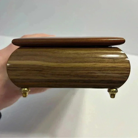 Vintage Reuge Musical Jewelry Box Made In Italy “send In The Clowns” Tested Work - Picture 11 of 12